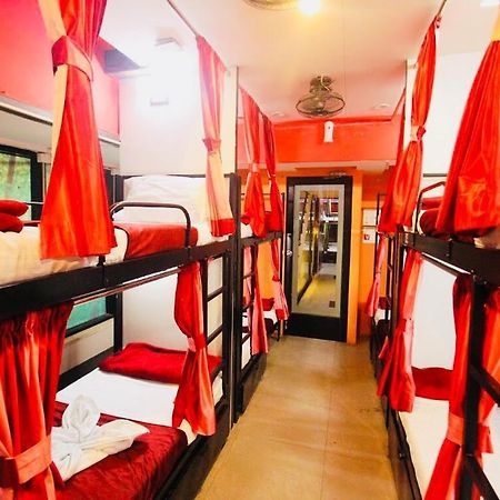 Town Hostel Mumbai - Ac Dormitory ภายนอก รูปภาพ