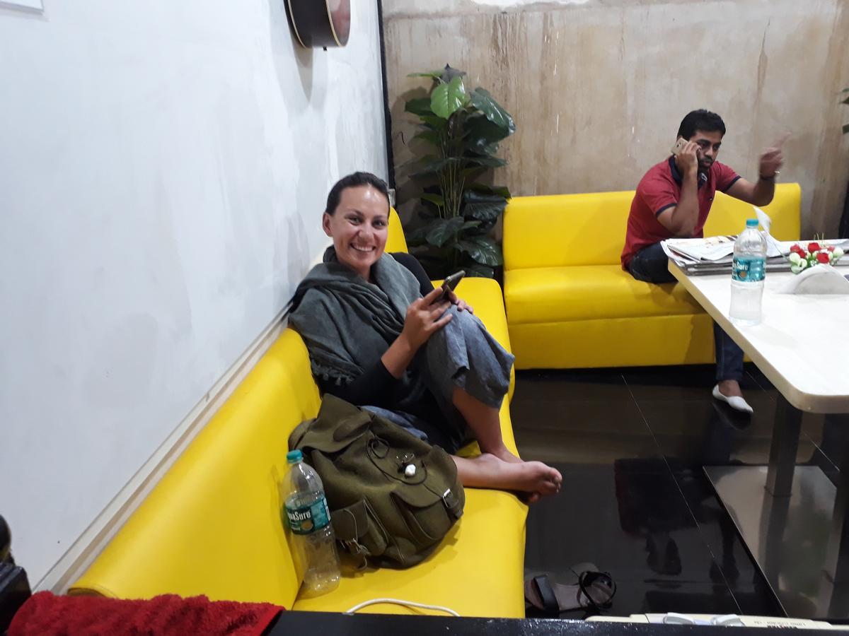 Town Hostel Mumbai - Ac Dormitory ภายนอก รูปภาพ