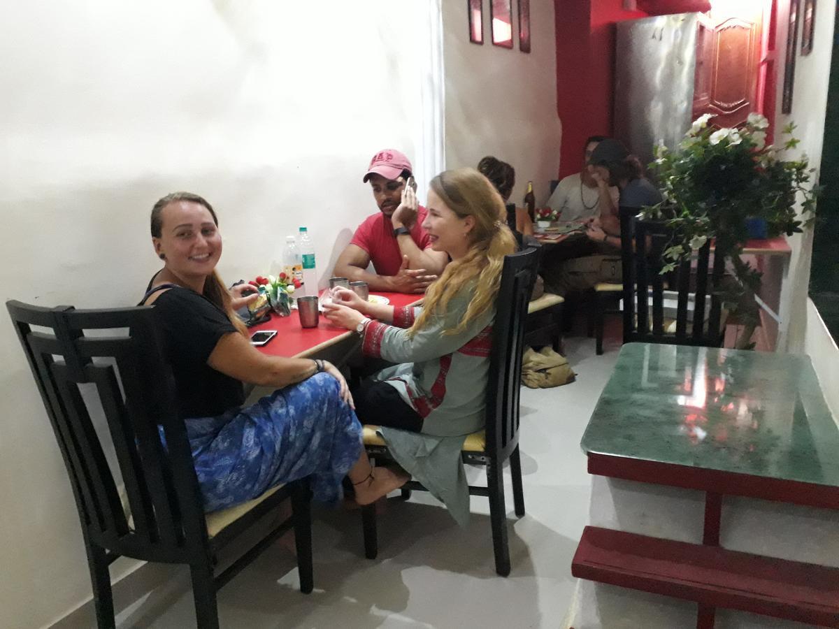 Town Hostel Mumbai - Ac Dormitory ภายนอก รูปภาพ