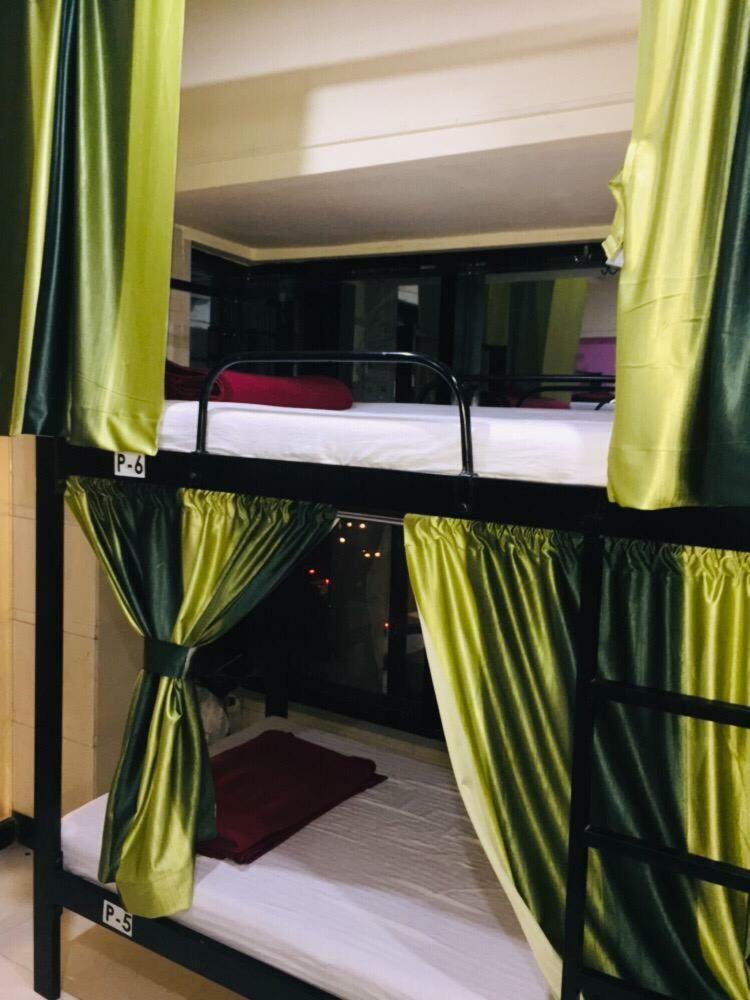 Town Hostel Mumbai - Ac Dormitory ภายนอก รูปภาพ
