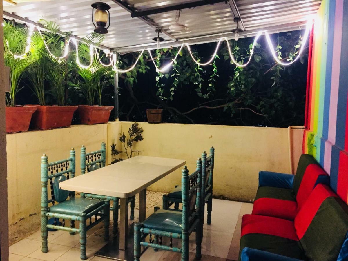 Town Hostel Mumbai - Ac Dormitory ภายนอก รูปภาพ